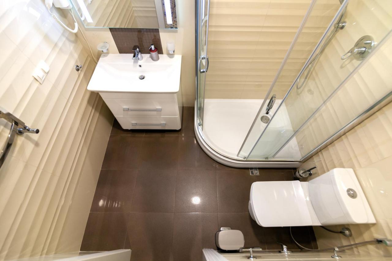 Royal Mini-Apart Hotel On Rynok Square Lwów Zewnętrze zdjęcie